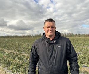 Maciej Siekiera, rolnik z Gałkowic, w szoku po akcji. 60 ton papryki rozdane, gdy zbiór był nieopłacalny.