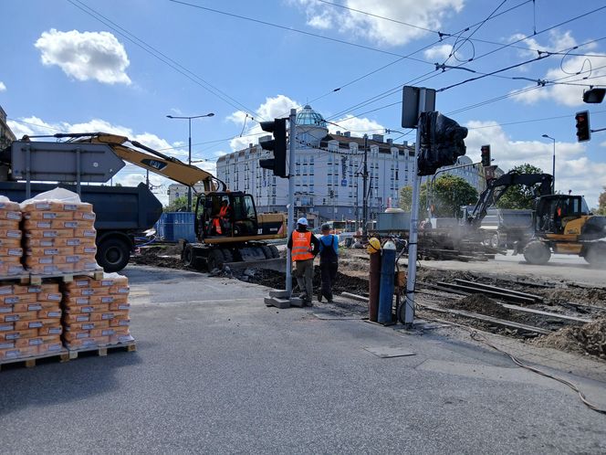 Tramwajowy remont pl. Zawiszy w Warszawie
