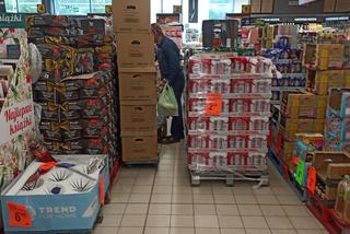 Bałagan w Biedronce w Sosnowcu