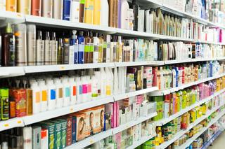 Co Polacy kupują przez internet