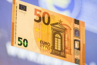 Nowy banknot 50 euro już w obiegu [WIDEO] 