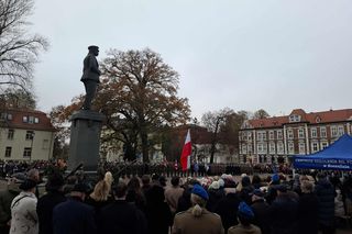 Koszalinianie uczcili 106. rocznicę odzyskania przez Polskę Niepodległości