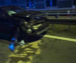 Uwielbiany muzyk uległ wypadkowi. Pokazał zdjęcia! Koncert odwołano