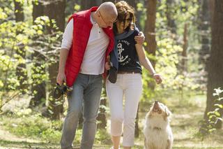Michał Kamiński z żoną Anną oraz psem, owczarkiem australijskim
