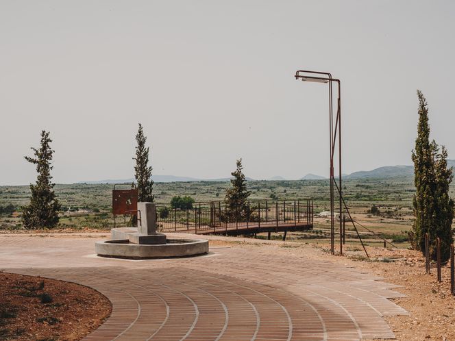 The Yellow Tile Road