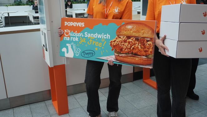 Tłumy na otwarciu Popeyes w Olsztynie. Rekordzista czekał w kolejce ponad 20 godzin