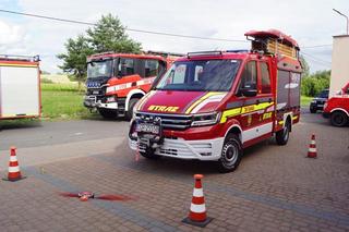 Przekazanie wozu do OSP w Szynychu