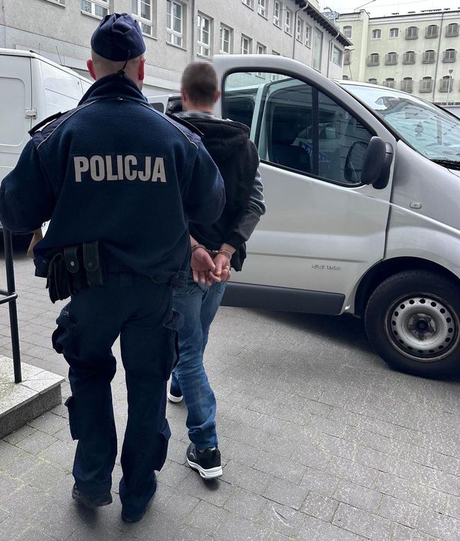Ogólnopolska akcja policji. Tysiące funkcjonariuszy, ponad 1500 zatrzymanych. Zdjęcia z działań