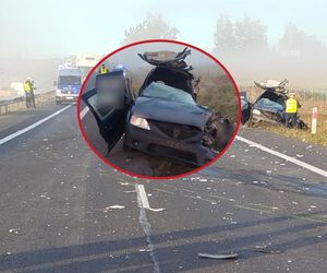 Tragiczny wypadek pod Barczewem. Jedna osoba nie żyje. Poważne utrudnienia na szesnastce