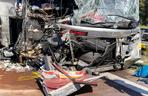 Wypadek polskiego autokaru w Niemczech. Autobus zderzył się z ciężarówkami, została miazga