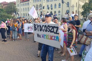 Bydgoszcz solidarna z Białymstokiem. - Każdy ma prawo do miłości i szacunku! [ZDJĘCIA] 