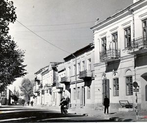 Okolice tego miasta niedaleko Lublina zamieszkiwane były już w czasach prehistorycznych. Jak rozwijała się Bychawa na przestrzeni wieków? Archiwalne zdjęcia z XX wieku