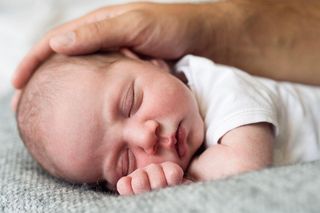 Tylko garstka dzieci je nosi! Poznaj najrzadsze imiona 2025 roku, które pokochasz za oryginalność