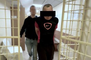 Zatrzymany z kopertą wypchaną pieniędzmi. Seniorka przekazała nieznajomemu 10 tys. zł