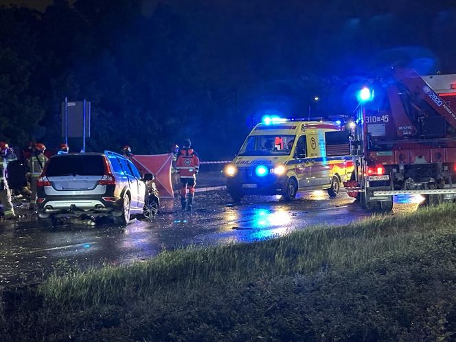 Młode małżeństwo zginęło testując nowe auto. W domu zostawili 3-letnią córeczkę