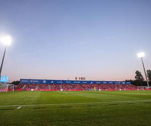 Wielkie problemy rywala Rakowa Częstochowa! Piłkarze Arisu Limassol mają duże opóźnienie