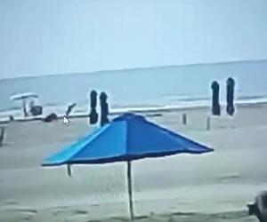 Piorun zabił 34-latkę na plaży! Szokujące wideo pokazuje ostatnie chwile