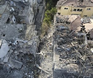 Izraelski dron zaatakował jeden z zakładów na polach gazowych na południu Iran, doszło do potężnego wybuchu i pożaru.