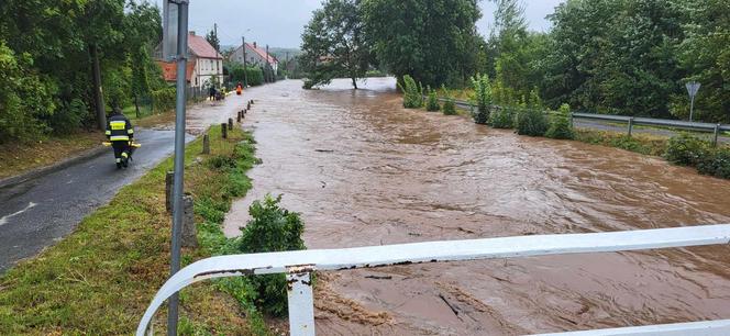 Gniewków, gmina Dombromierz. Dolnośląskie