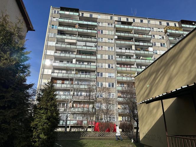 Dramat na osiedlu w Pruszkowie. Nie żyje kobieta