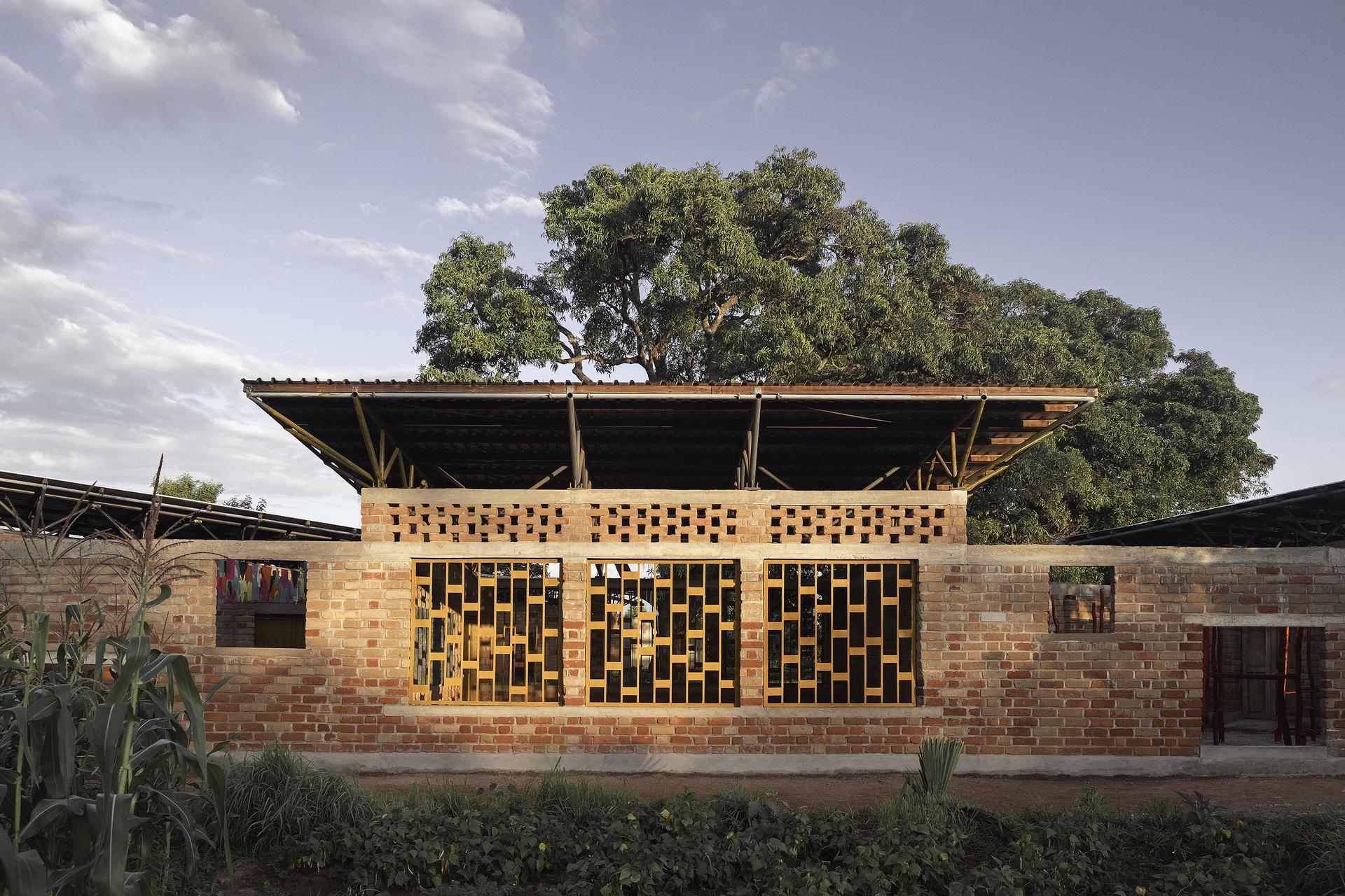 Szkoła Fundacji WAYAir w obozie uchodźczym Ulyankulu w Tanzanii 