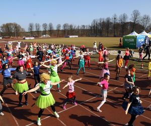  Dzień Kobiet w Rajtuzach to sukces. Piękna pogoda, tłumy kobiet to idealny przepis na celebrację święta w Rybniku ZDJĘCIA