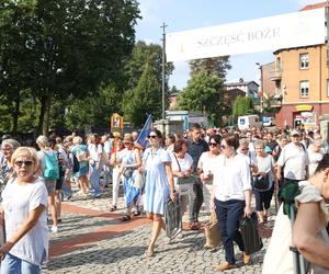 Pielgrzymka kobiet i dziewcząt do Piekarach Śląskich. Zobaczcie zdjęcia