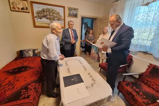 Pan Roman spod Krakowa skończył 100 lat. Wiek to tylko liczba. Przez wiele lat grał w orkiestrze dętej