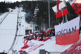  Zakopiański COS twierdzi, że przygotuje Wielką Krokiew, prace ruszą niezwłocznie. „Śnieg jest zmagazynowany” 