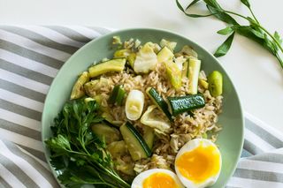 Dieta bez pieczywa zyskuje na popularności. Jak ją stosować i czym zastąpić tradycyjny chleb?