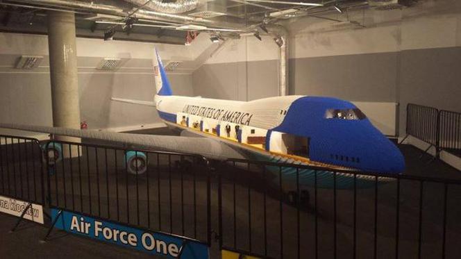 Air Force One z klocków Lego