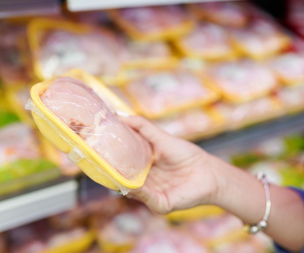Zabójcze superbakterie w mięsie z kurczaka w Lidlu. Skażone 40 proc. badanych produktów