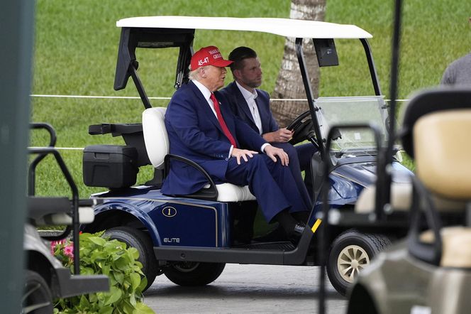 Tego Trump jeszcze nie robił! Chce ogromnej parady w swoje urodziny. "Jak król"
