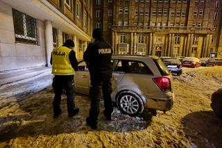 Łódzcy policjanci skontrolowali kierowców przewożących klientów na aplikację