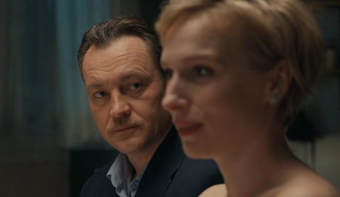 Barwy szczęścia odc. 3249. Sonia (Weronika Nockowska), Robert Stefaniak (Paweł Ławrynowicz)