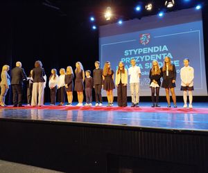 Blisko 700 najzdolniejszych siedleckich uczniów z nagrodami za dokonania w nauce!