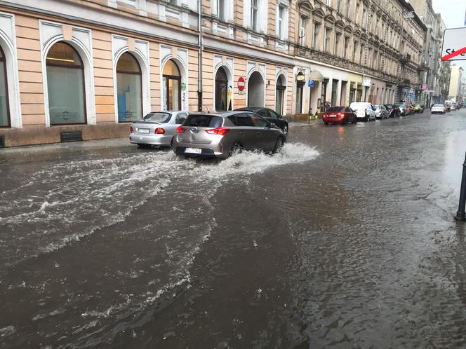 Krajobraz centrum Łodzi po burzy