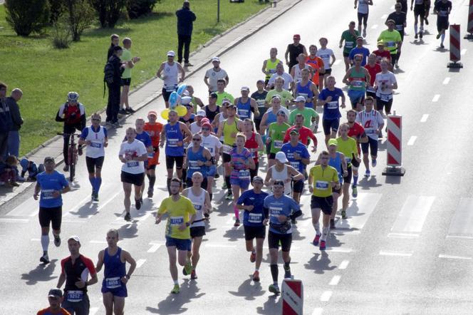 MARATON WARSZAWSKI 2015 ZDJĘCIA UCZESTNIKÓW