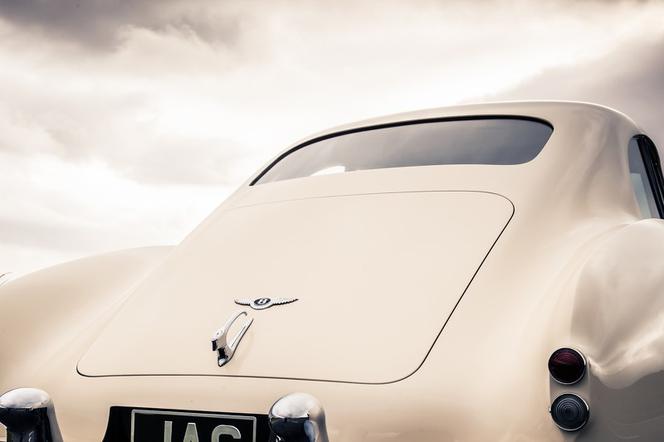 Bentley Continental GT Speed 2016 i Bentley R-Type Continental 1952