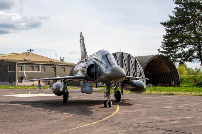 Francuskie samoloty Mirage 2000