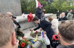 Protest na Cmentarzu Mauzoleum Żołnierzy Radzieckich w Warszawie (9.05.2025)