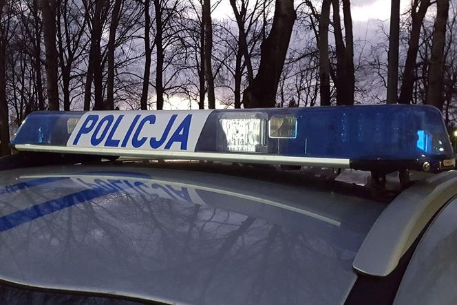 W pobliżu wsi Bartoszewice znaleziono zwęglone ciało mężczyzny