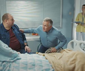 M jak miłość, odcinek 1851: Artur (Robert Moskwa), Jagoda (Katarzyna Kołeczek), Tadeusz (Bartłomiej Nowosielski)