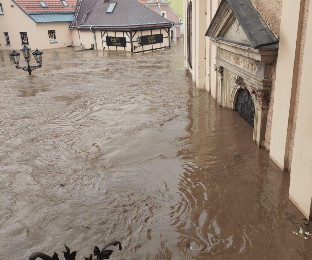 Zalany Klasztor Franciszkanów w Kłodzku