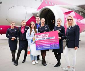 25 milionów pasażerów Wizz Air w Gdańsku. Niespodzianka dla rocznicowej podróżnej