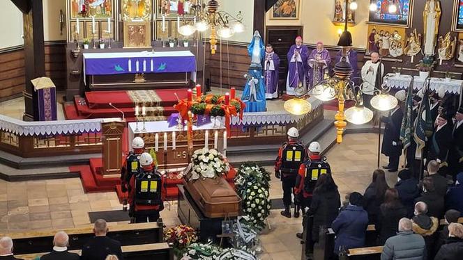 Pogrzeb górnika z kopalni Bielszowice
