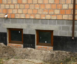 Ocieplenie fundamentów w starym domu - jak wykonać izolację fundamentów w starym domu?