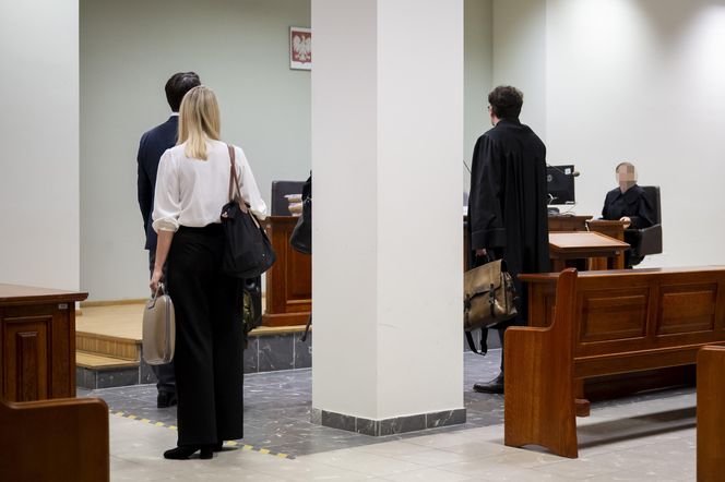 Grzegorz Braun odpowie za zgaszenie świec chanukowych i inne skandale