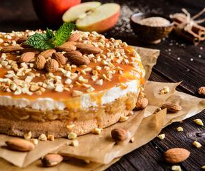 Ciasto Pacyfik. Przekładaniec z jabłkami, który nie ma sobie równych