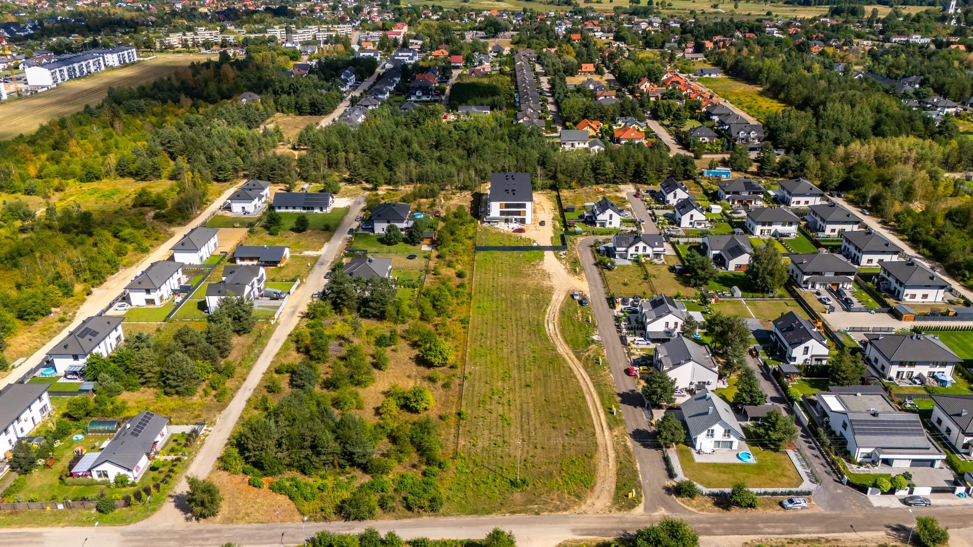 Kontrowersyjny dom jednorodzinny w Wieliszewie pod Warszawą